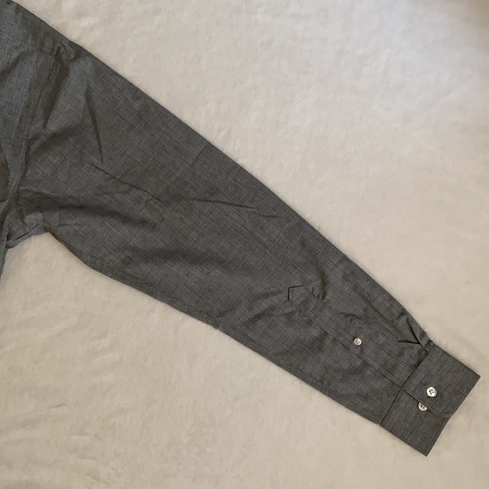 Allen Edmonds | Plaid Wrinkle Free Cotton Button Down Shirt Gray/Grey (L) - Picture 15 of 16